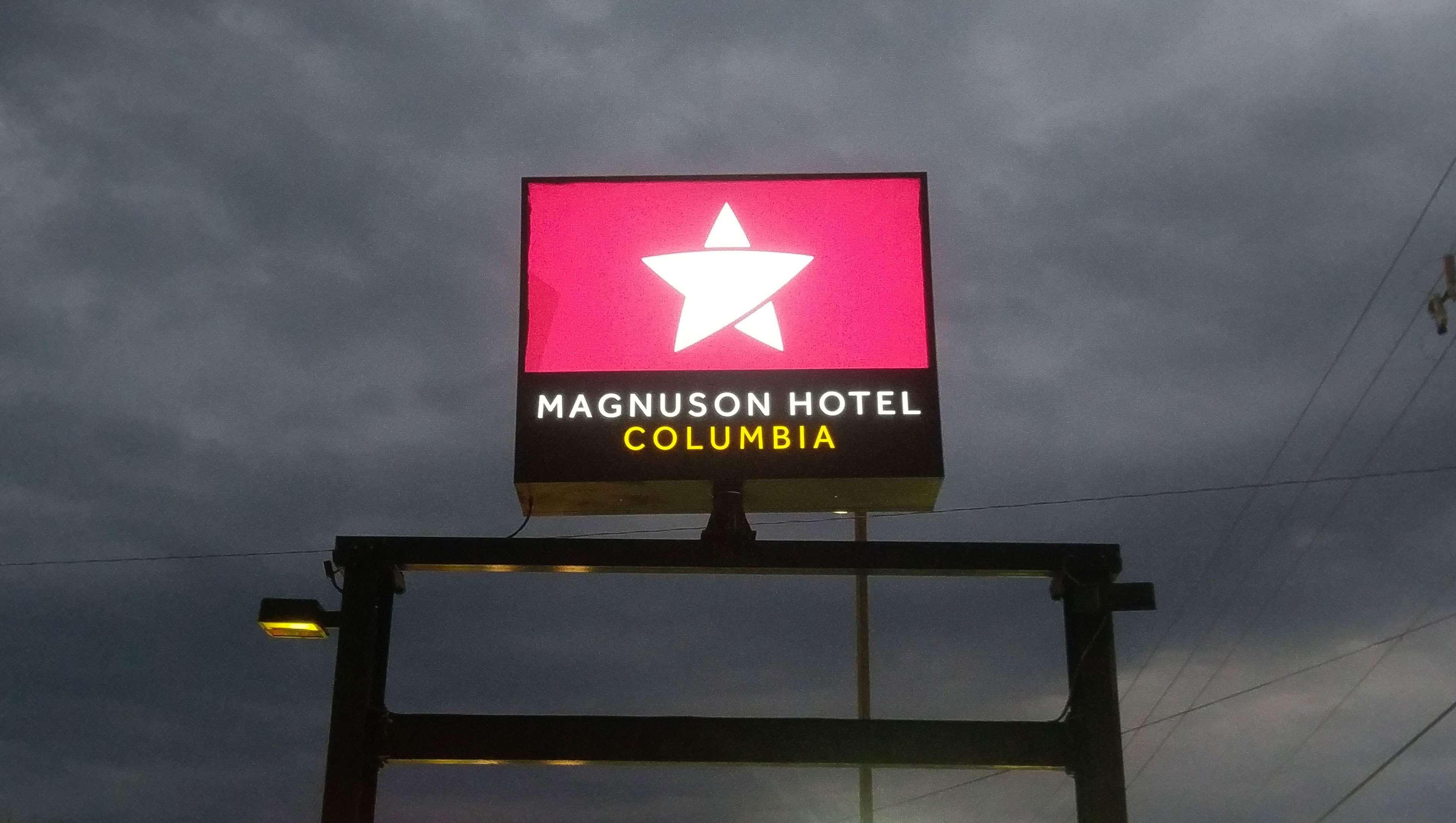 Magnuson Hotel Columbia Exterior photo